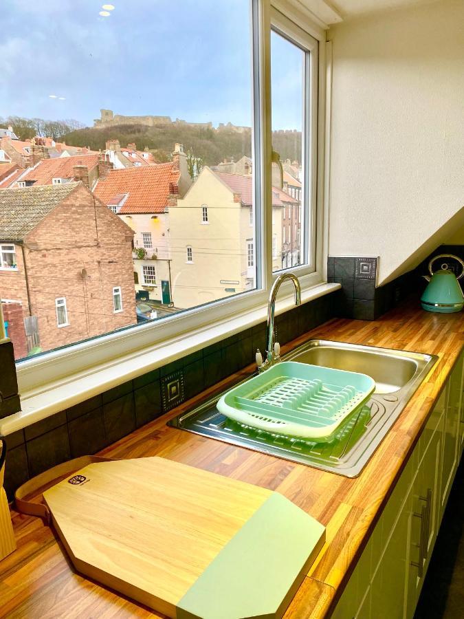 Lighthouse View, One Min From Harbour & Beach Apartment Scarborough Exterior foto